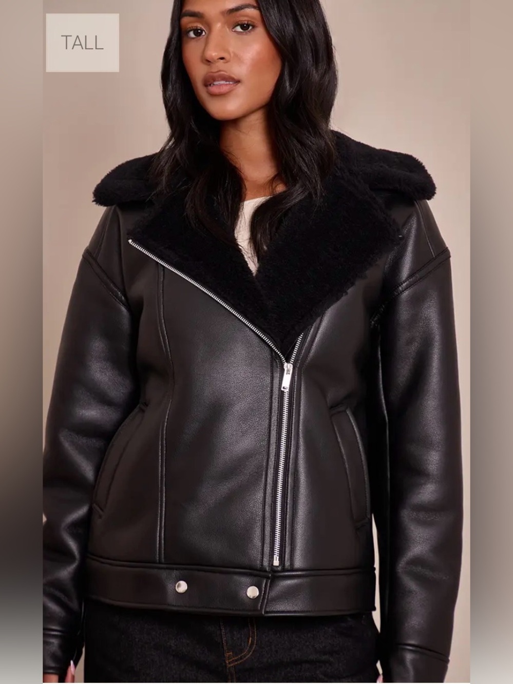 PrettyLittleThing BLACK BORG COLLAR FAUX LEATHER AVIATOR